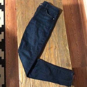 Joe’s Jeans Skinny Petite Fit size 26 Dark wash